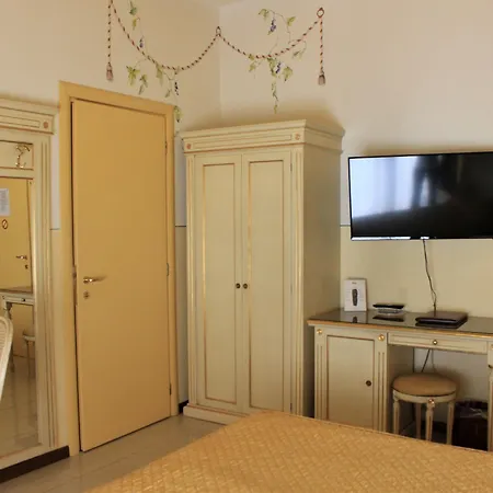Hotel Estée Desenzano del Garda