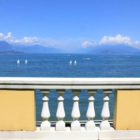 Estée Desenzano del Garda
