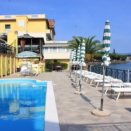 Estée 4* Desenzano del Garda